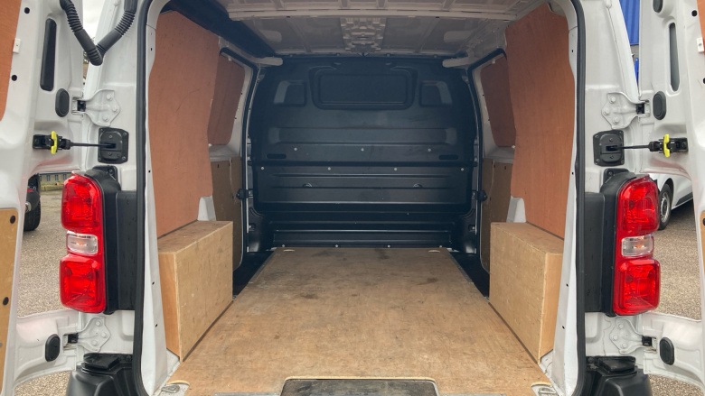 Vauxhall Vivaro L1 Diesel 1.5 Turbo D 120 Prime H1 Van